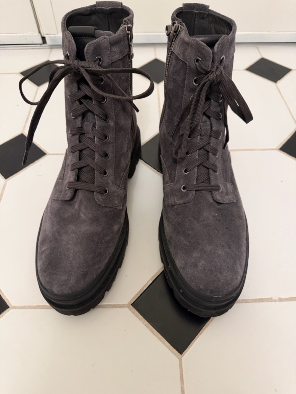 VINCE Men’s Raider Suede Boot